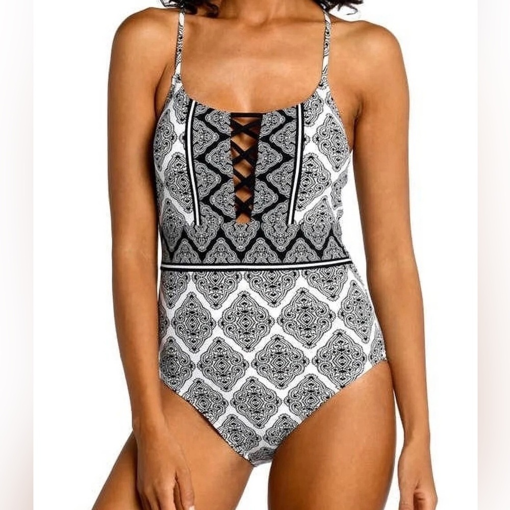 La Blanca Oasis Tile One Piece Swimsuit - Black White 20W